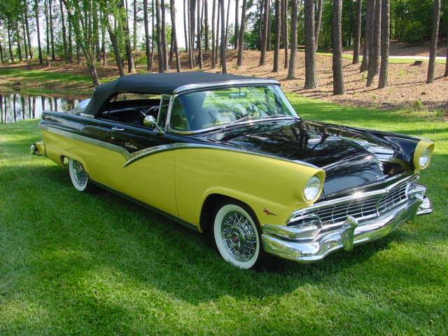 1956 Ford Fairlane Sunliner