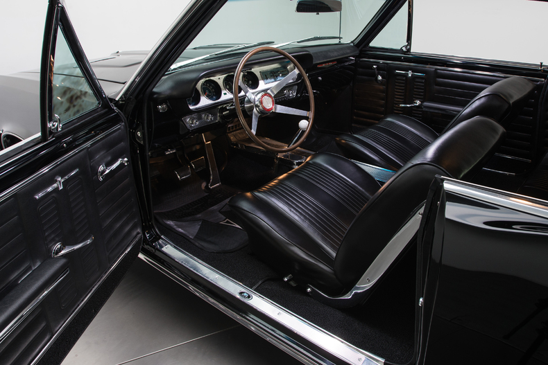 1964 Pontiac GTO 4