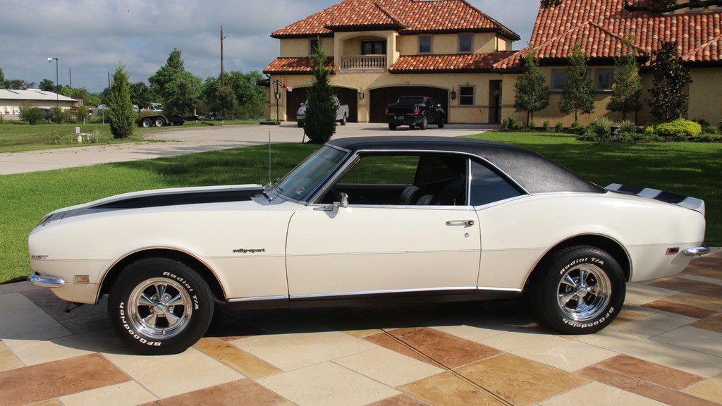 1968 Chevrolet Camaro RS 2