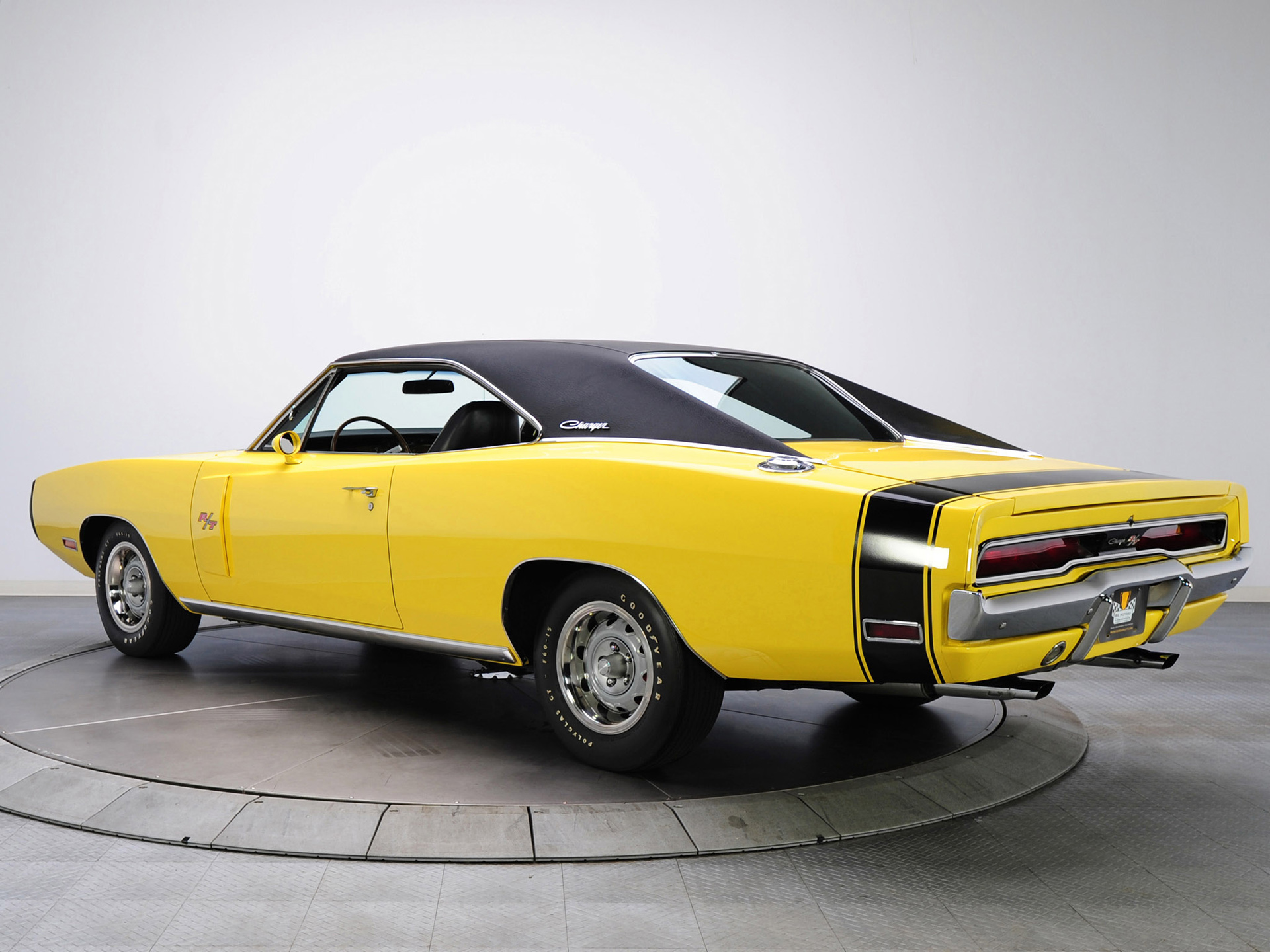 1970 Dodge Charger RT 426 Hemi 2