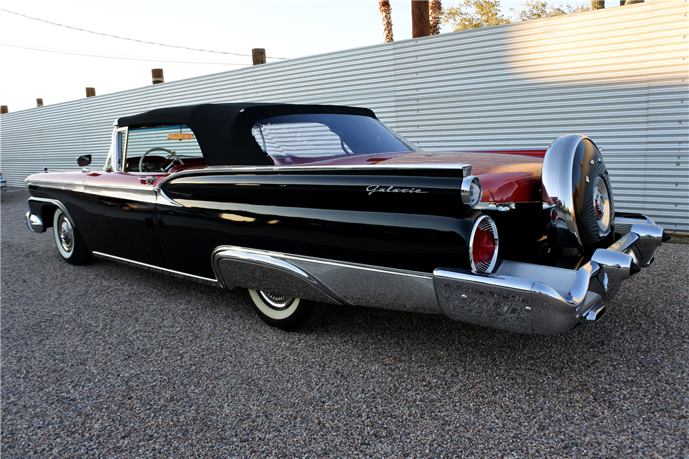 1959 FORD GALAXIE SUNLINER CONVERTIBLE 2