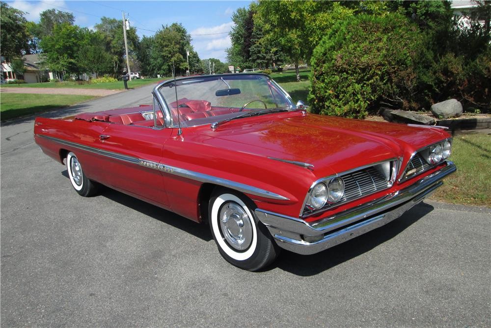 1961_pontiac_bonneville_convertible_1