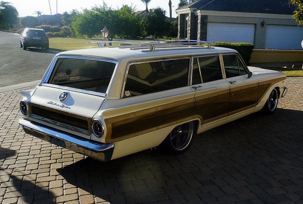 1963_ford_fairlane_custom_station_wagon_2