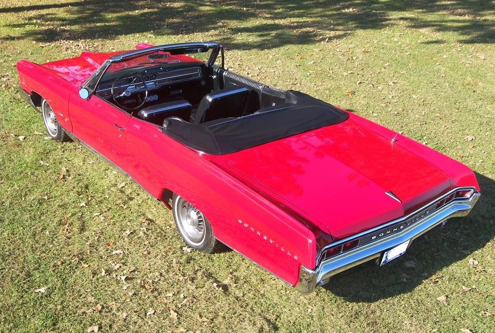 1965_pontiac_bonneville_2