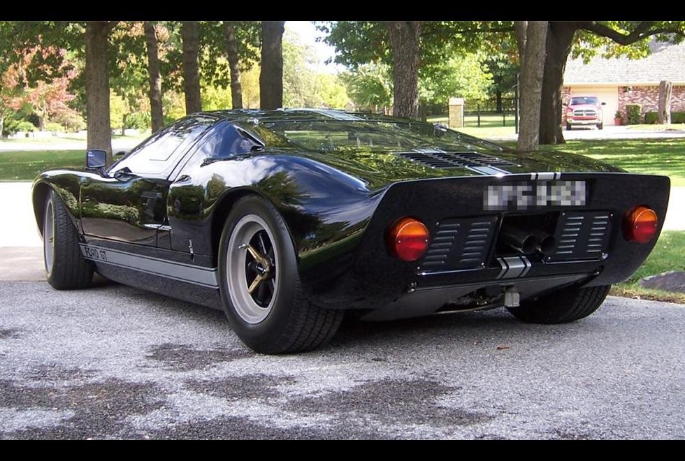 1967_ford_gt40_mk_v_2