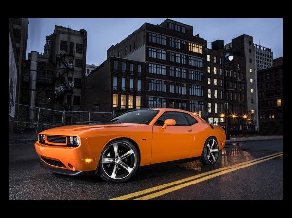 2014 Dodge Challenger R/T Shaker