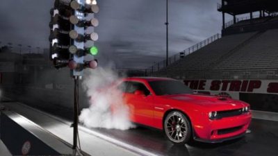 2015-dodge-challenger-srt-hellcat-3