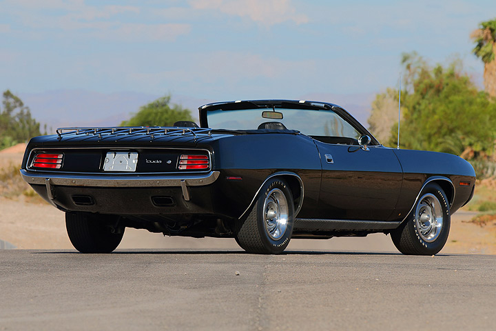 plymouth-hemi-cuda-convertible-mecum-rear